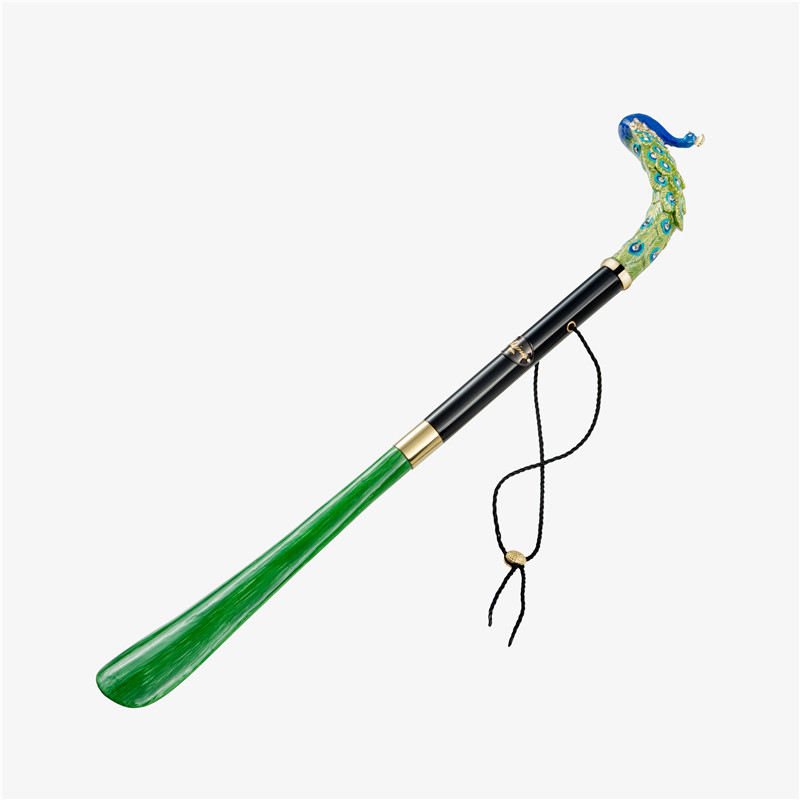 The peacock shoehorn